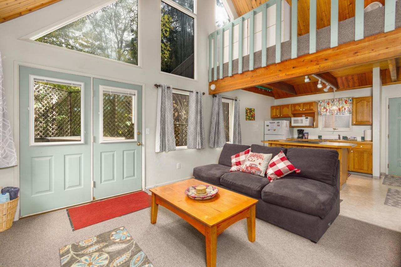Snowbird Chalet #8 Girdwood Extérieur photo